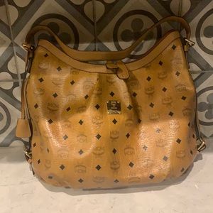 SOLD✅MCM Hobo Cognac